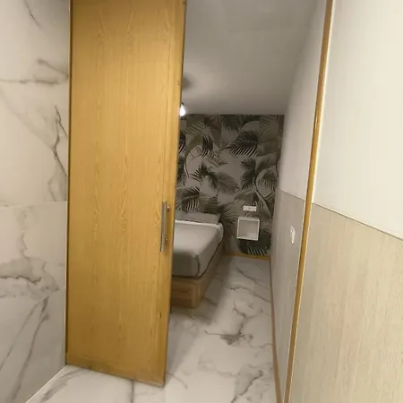 Center Playa Poniente * Бенидорм