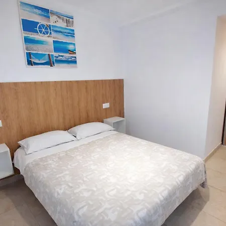 Center Playa Poniente דירה בנידורם