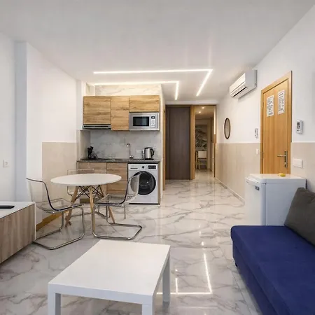 דירה Center Playa Poniente