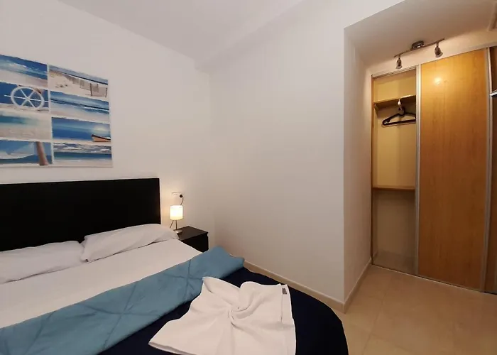 Center Playa Poniente דירה