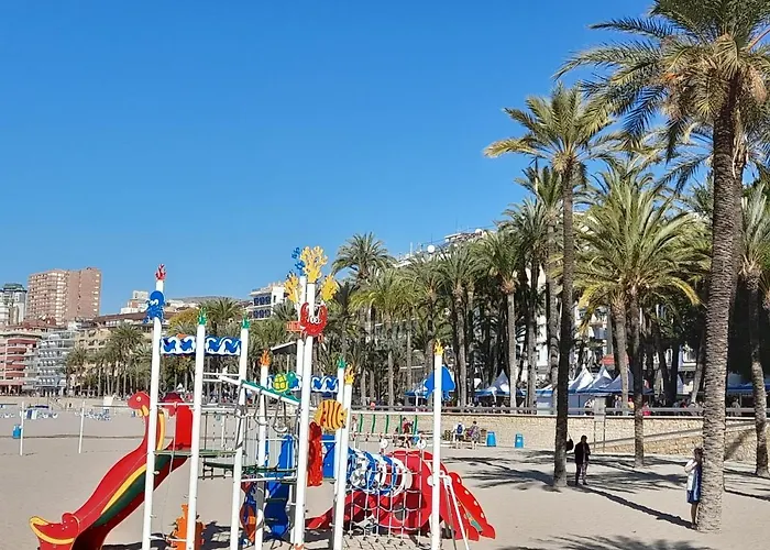 Center Playa Poniente בנידורם