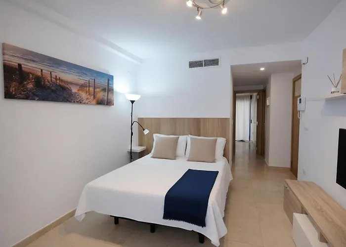 Center Playa Poniente דירה *